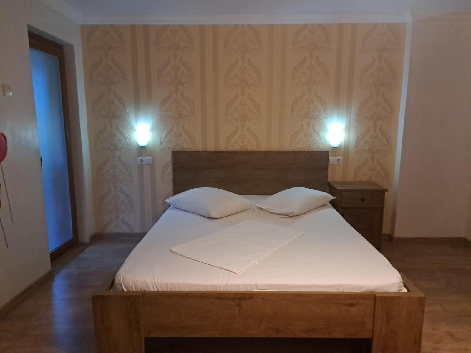 Guesthouse Magic Băile Herculane Habitación foto